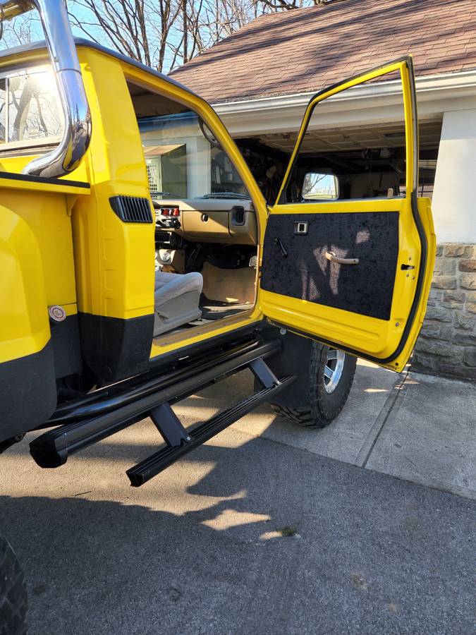 Toyota-1979-yellow-4