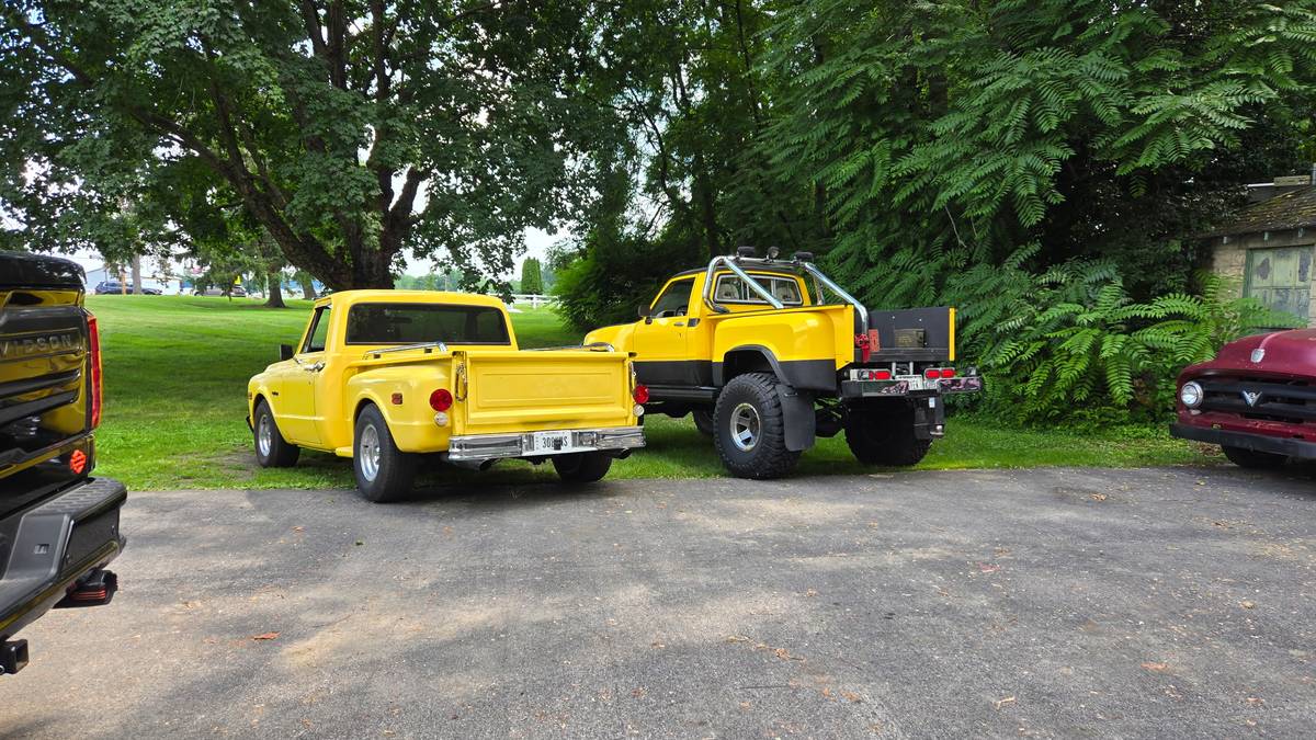 Toyota-1979-yellow-8