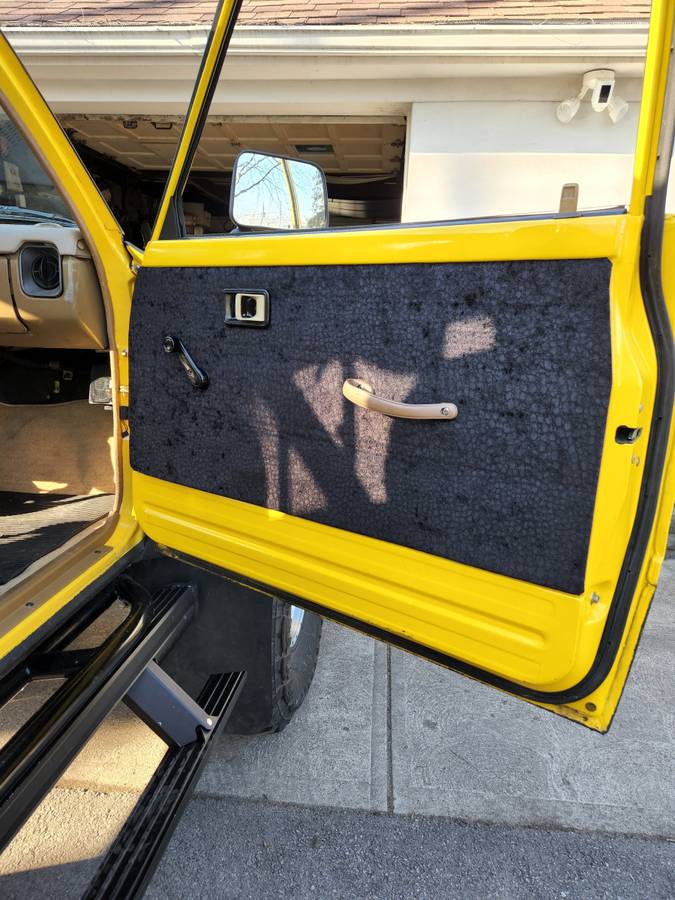 Toyota-1979-yellow-9