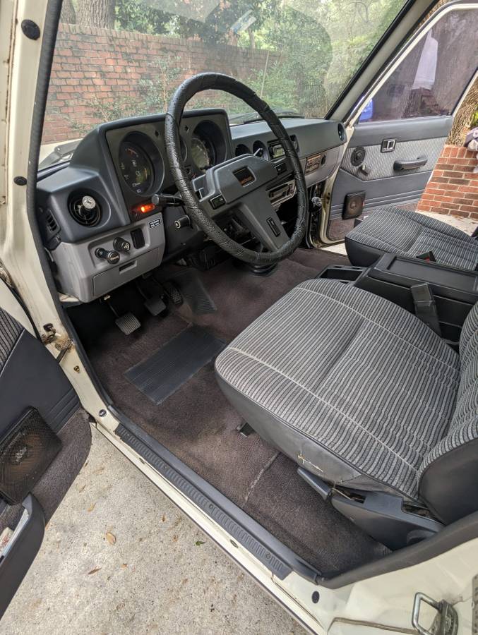 Toyota-1986-10