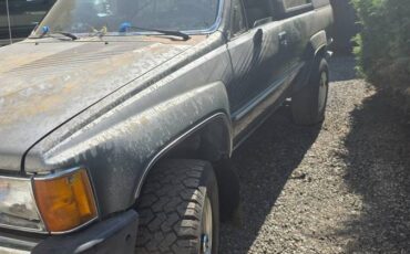 Toyota-1987-silver-2