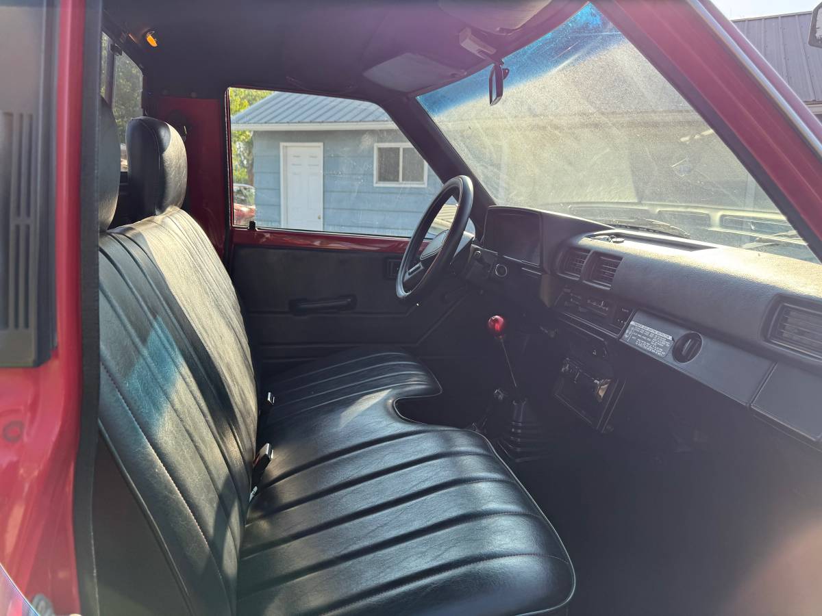Toyota-1988-red-18