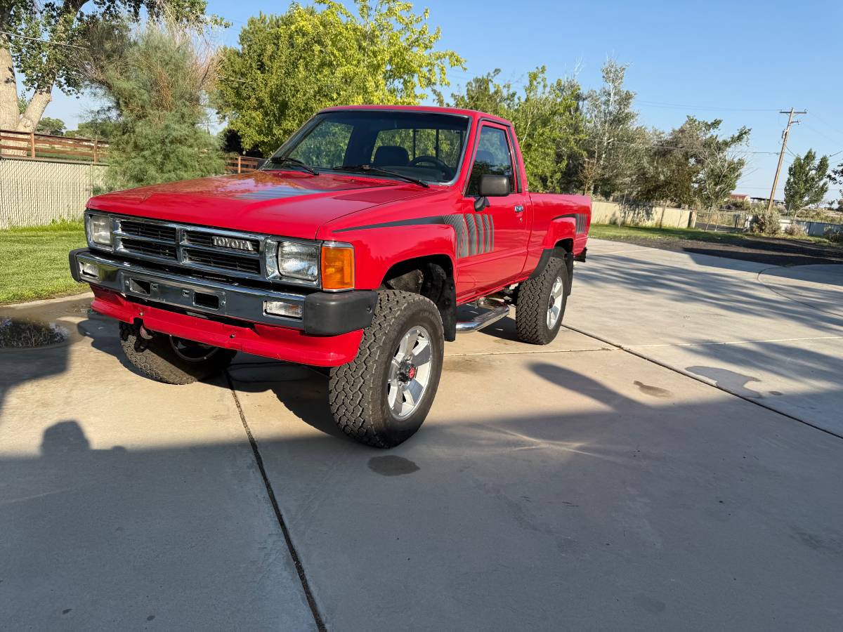 Toyota-1988-red-3