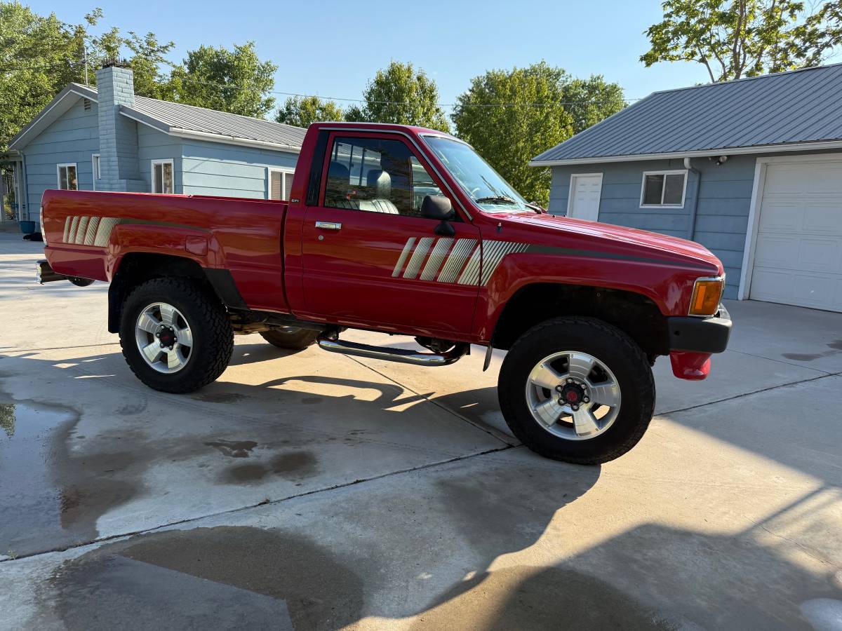 Toyota-1988-red-7