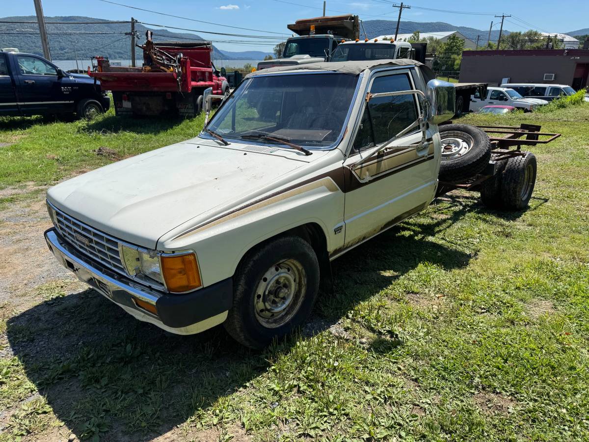 Toyota-22r-1987-custom-15