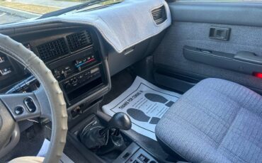 Toyota-4-runner-1992-15