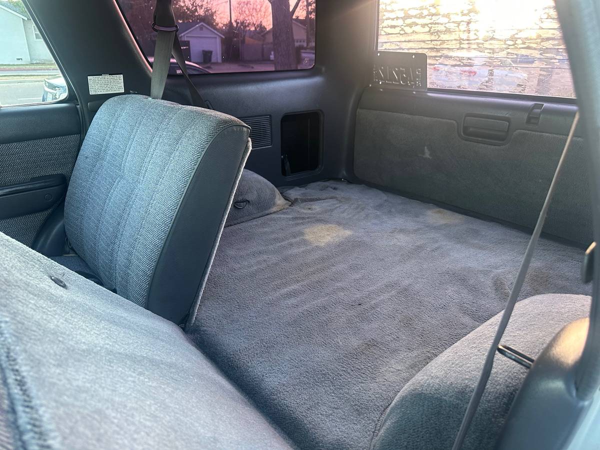 Toyota-4-runner-1992-8