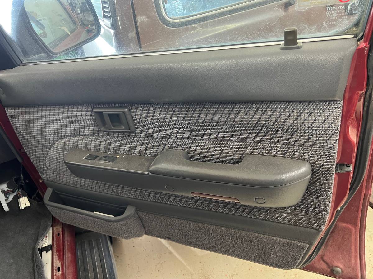 Toyota-4-runner-1994-16