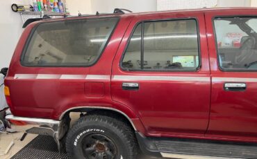 Toyota-4-runner-1994-17