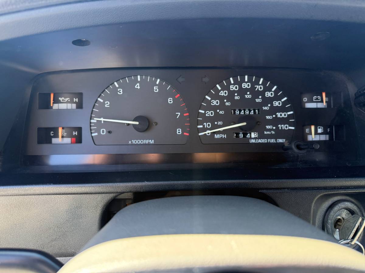 Toyota-4-runner-4wd-1993-7