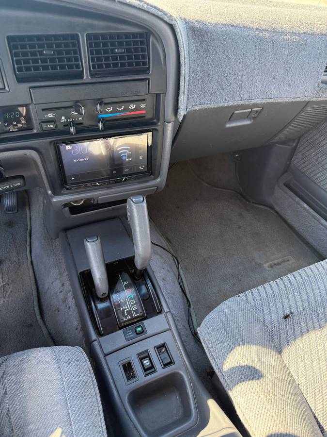 Toyota-4-runner-4wd-1993-8