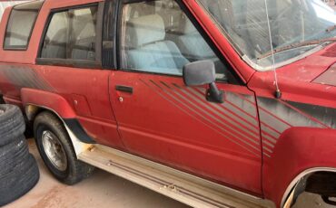Toyota-4-runner-sr5-1988-red-13