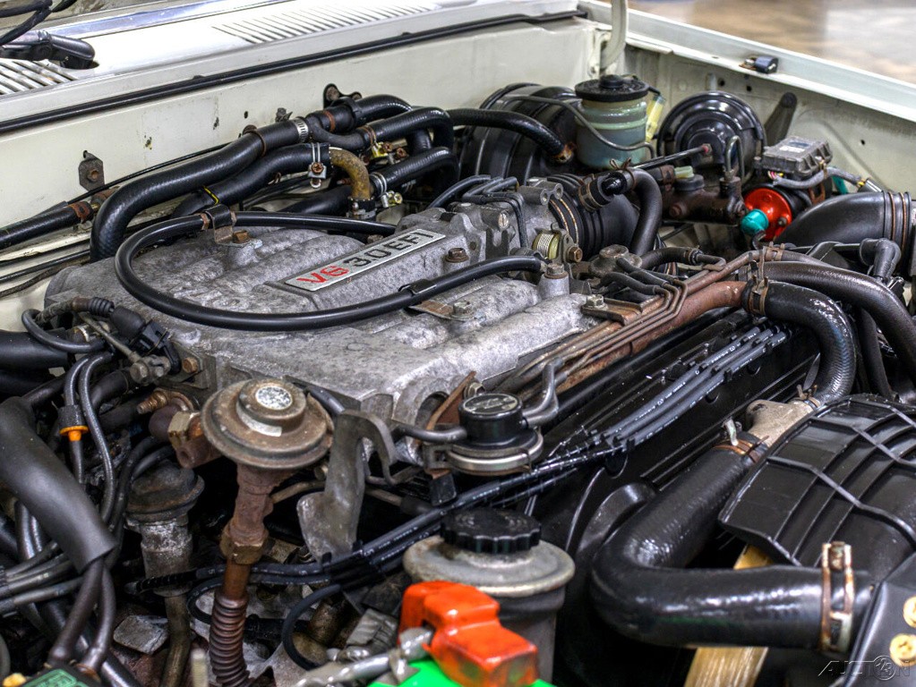 Toyota-4Runner-1988-SUV-13