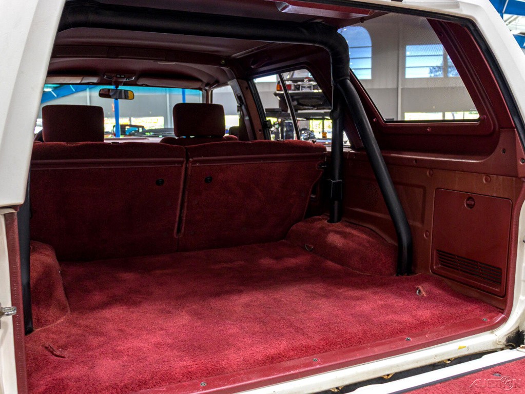 Toyota-4Runner-1988-SUV-18