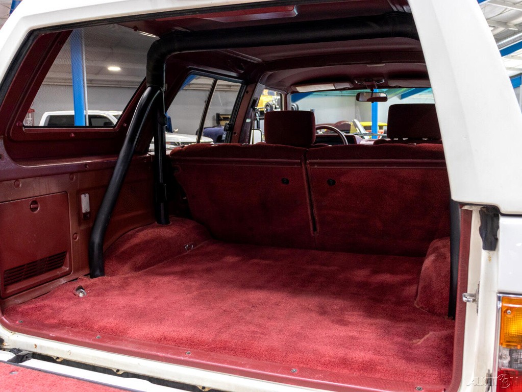 Toyota-4Runner-1988-SUV-19