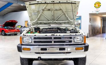 Toyota-4Runner-1988-SUV-9