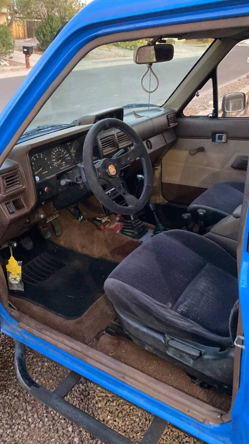 Toyota-4runner-1985-blue-4