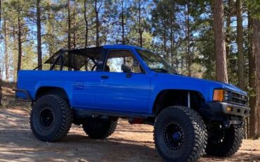Toyota-4runner-1985-blue-8