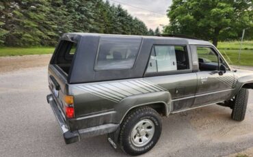 Toyota-4runner-1987-grey-2