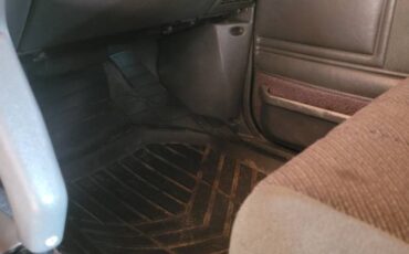 Toyota-4runner-1987-grey-8