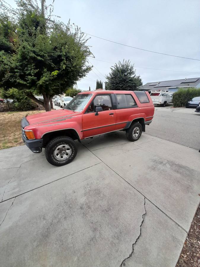 Toyota-4runner-1987-red