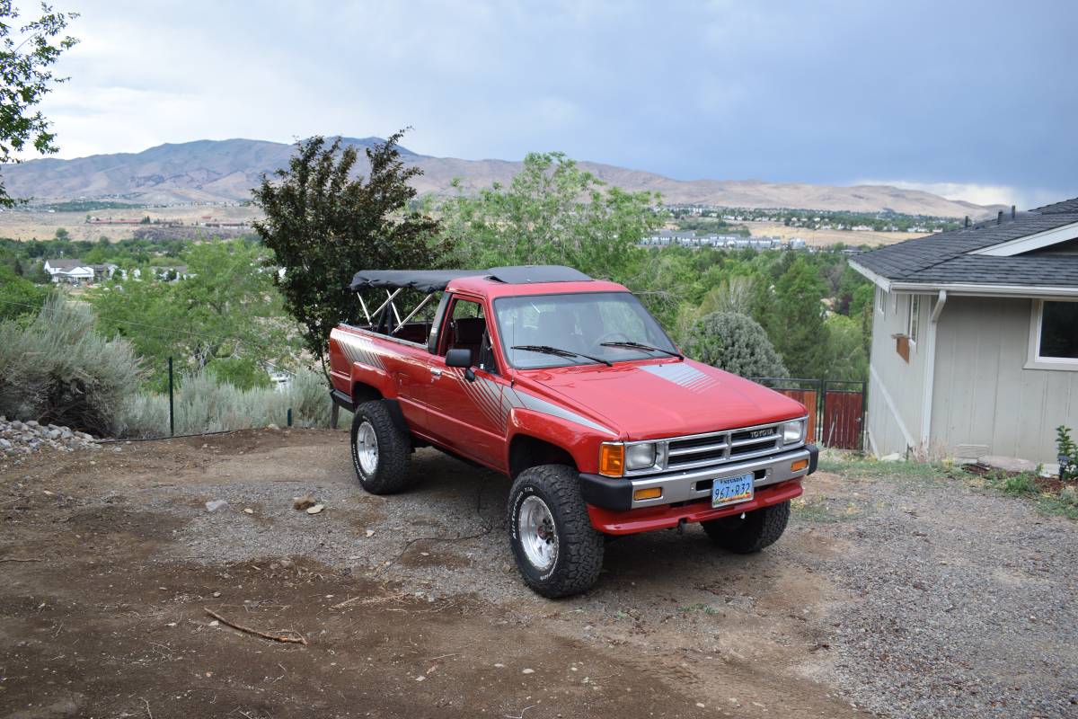 Toyota-4runner-1988-19