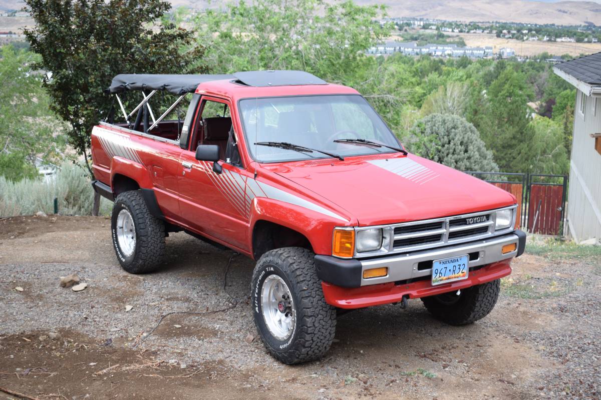 Toyota-4runner-1988-20
