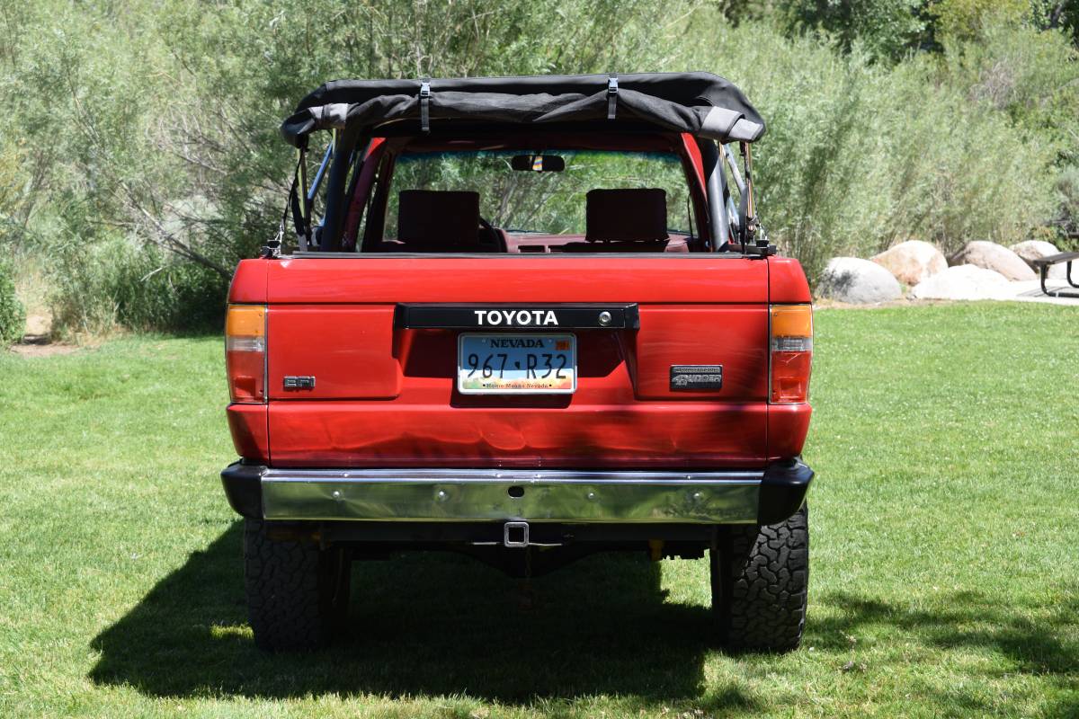 Toyota-4runner-1988-4