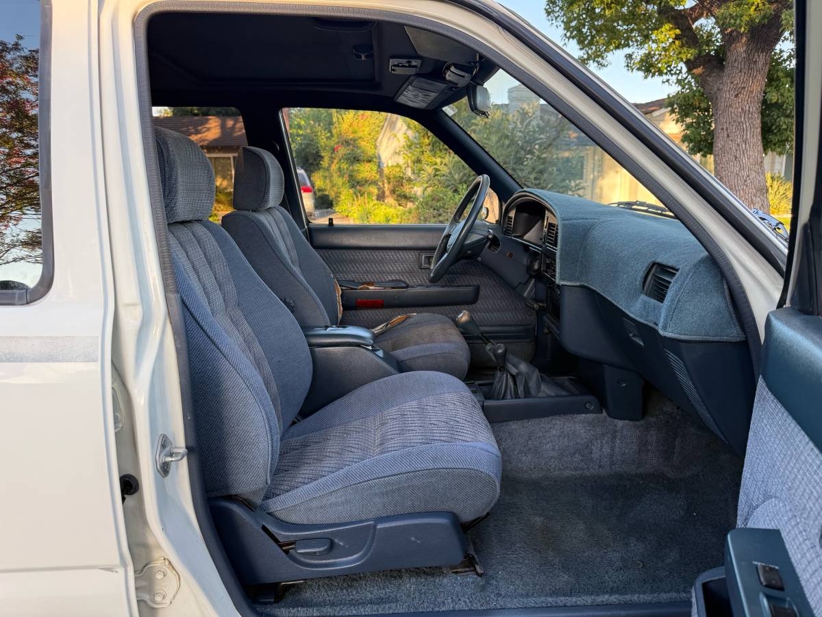 Toyota-4runner-1991-9