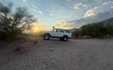 Toyota-4runner-1992-white-1