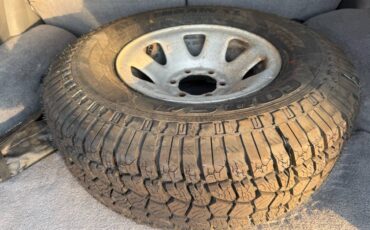 Toyota-4runner-1992-white-14