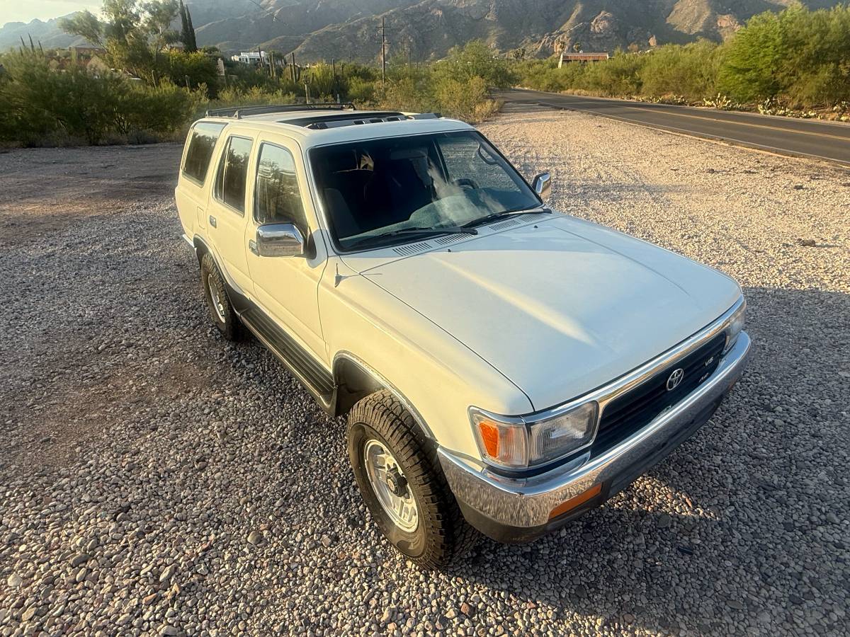 Toyota-4runner-1992-white-6