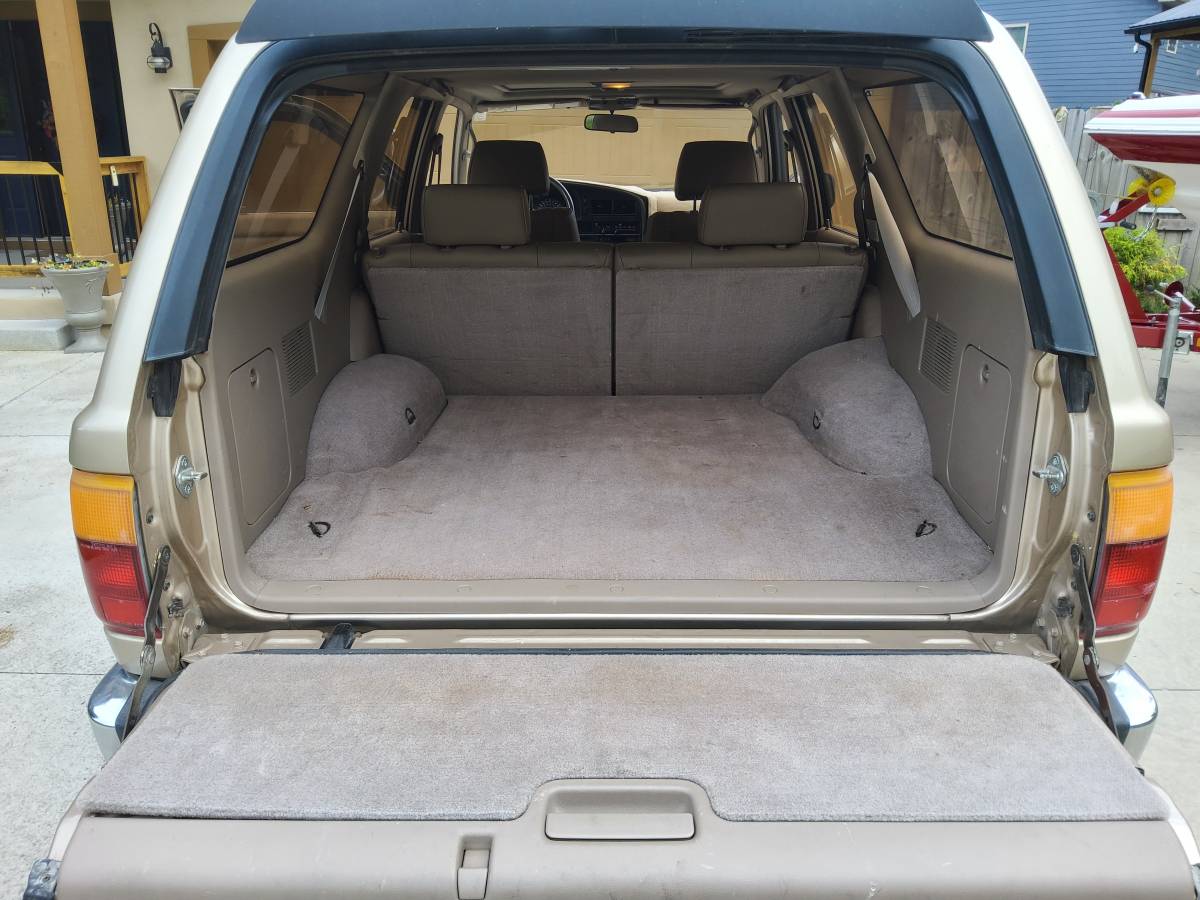 Toyota-4runner-1995-brown-11