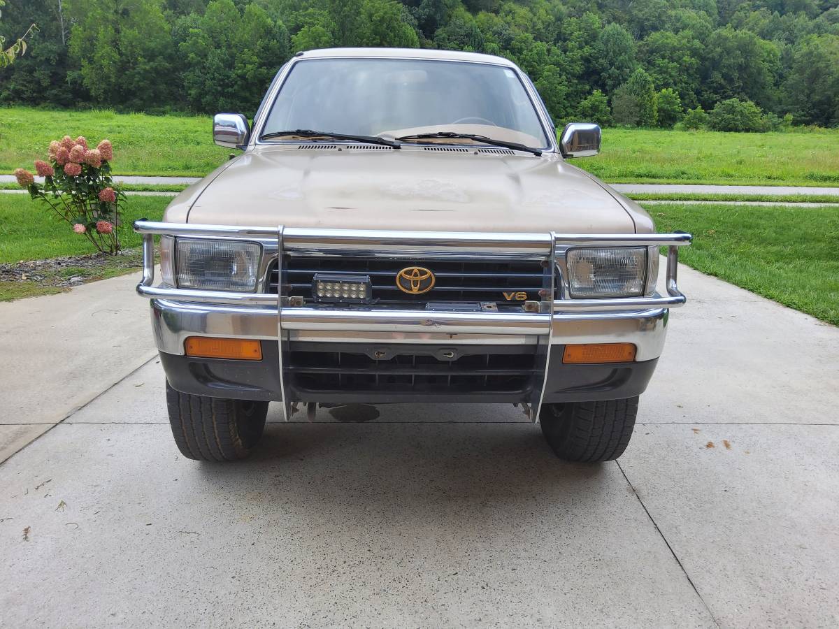 Toyota-4runner-1995-brown-17