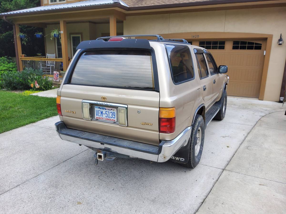 Toyota-4runner-1995-brown-22