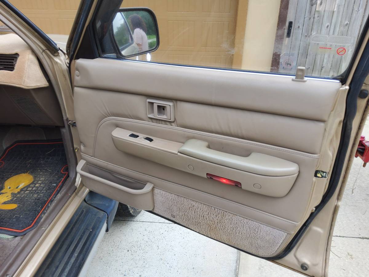 Toyota-4runner-1995-brown-7