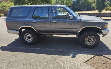 Toyota-4runner-4wd-1990-grey-2