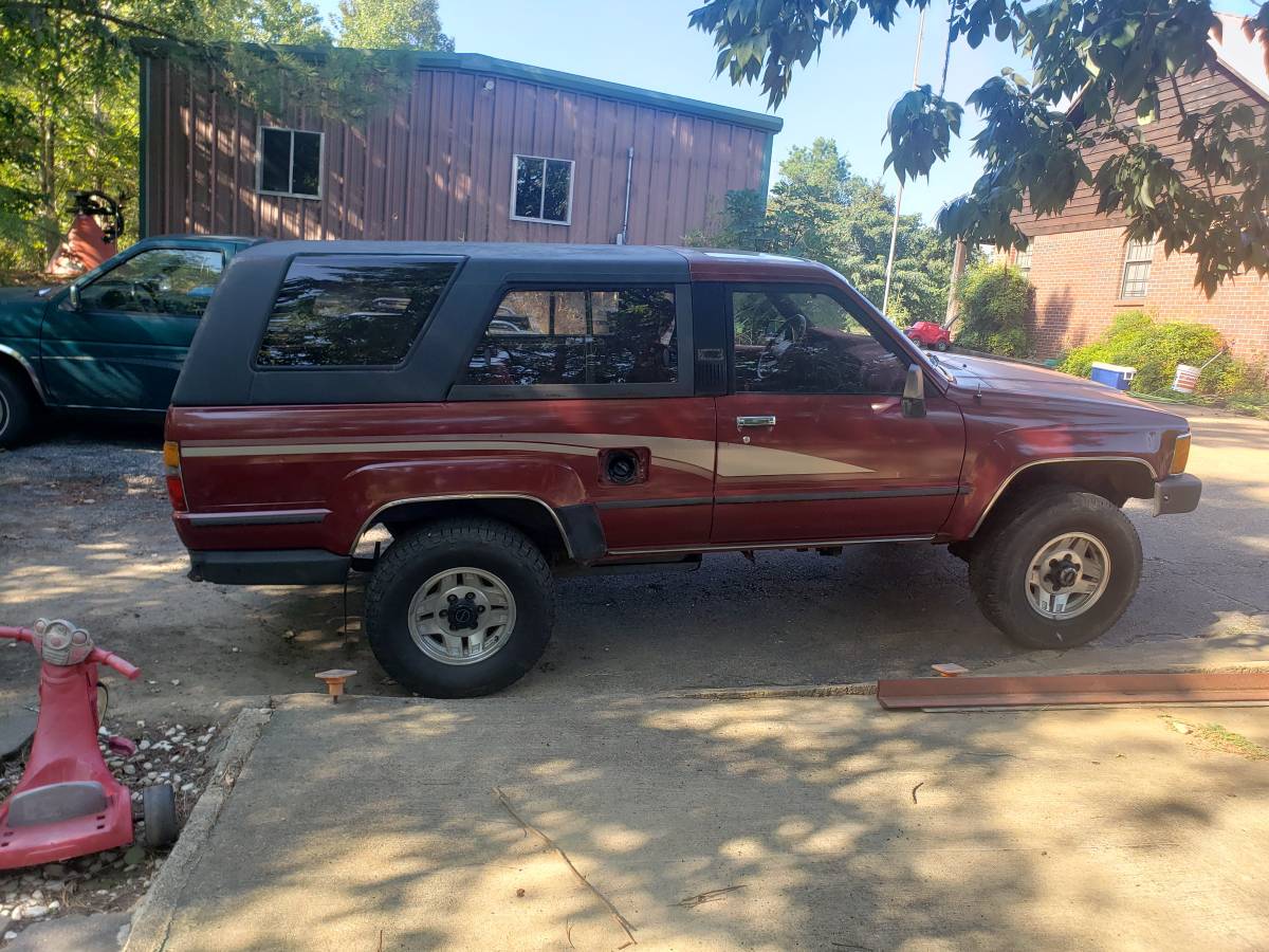 Toyota-4runner-sr5-1989-red-3