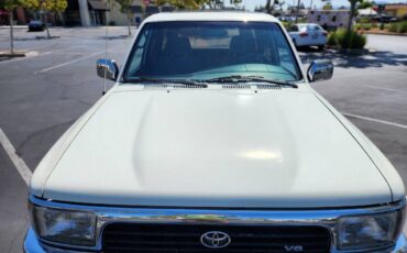 Toyota-4runner-sr5-1992-white-16