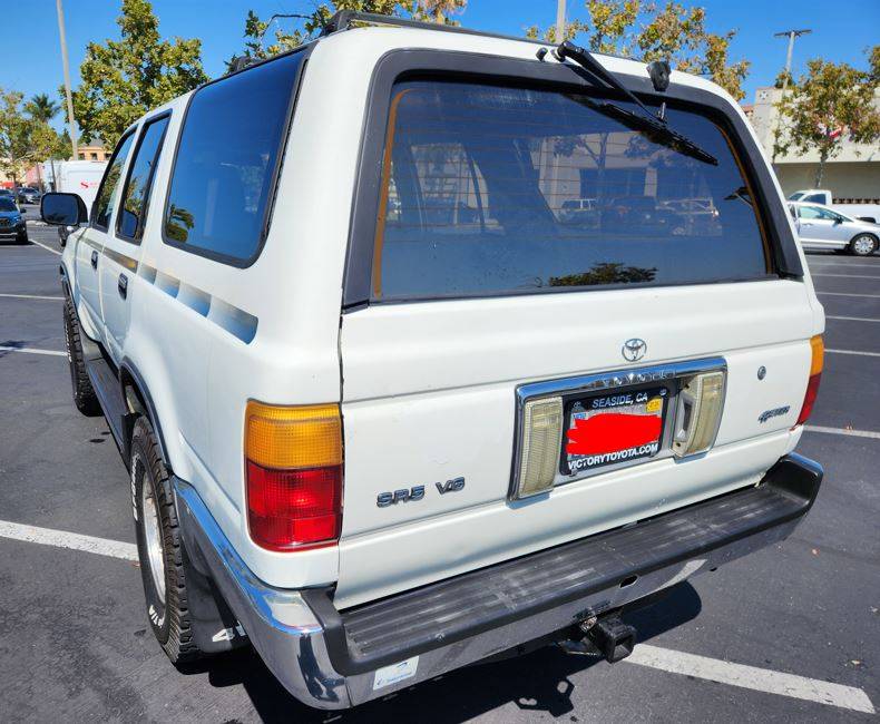 Toyota-4runner-sr5-1992-white-17