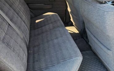 Toyota-4runner-sr5-1992-white-4