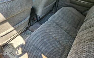 Toyota-4runner-sr5-1992-white-8