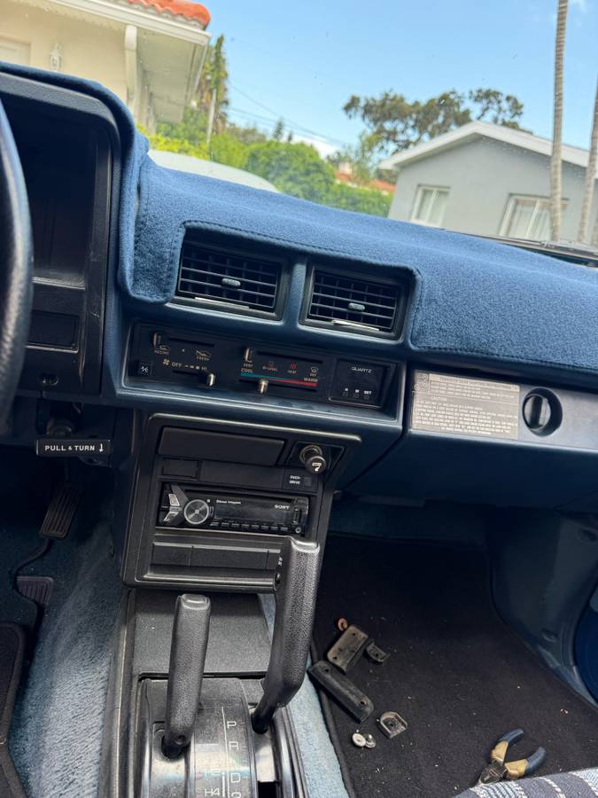 Toyota-4runner-sr5-4x4-1986-blue-15