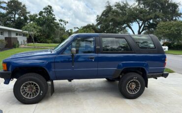 Toyota-4runner-sr5-4x4-1986-blue-18