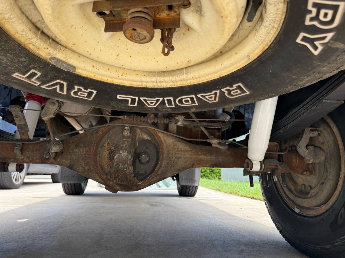 Toyota-4runner-sr5-4x4-1986-blue-5