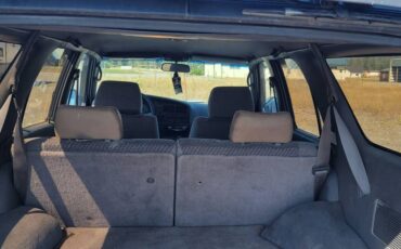 Toyota-4runner-sr5-4x4-1992-grey-11