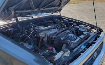 Toyota-4runner-sr5-4x4-1992-grey-14