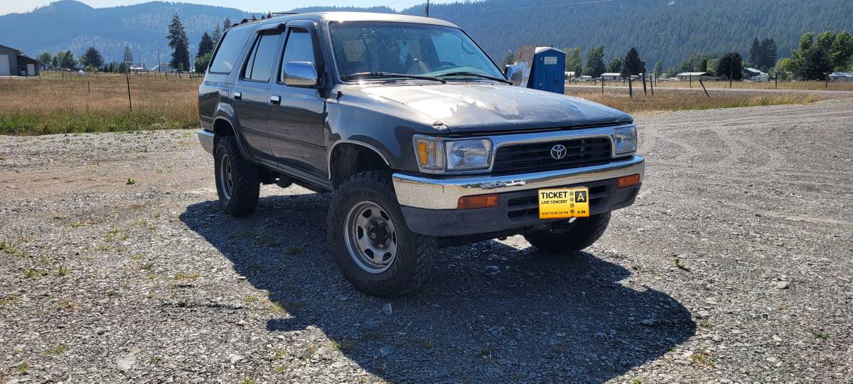 Toyota-4runner-sr5-4x4-1992-grey-6