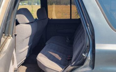 Toyota-4runner-sr5-4x4-1992-grey-9