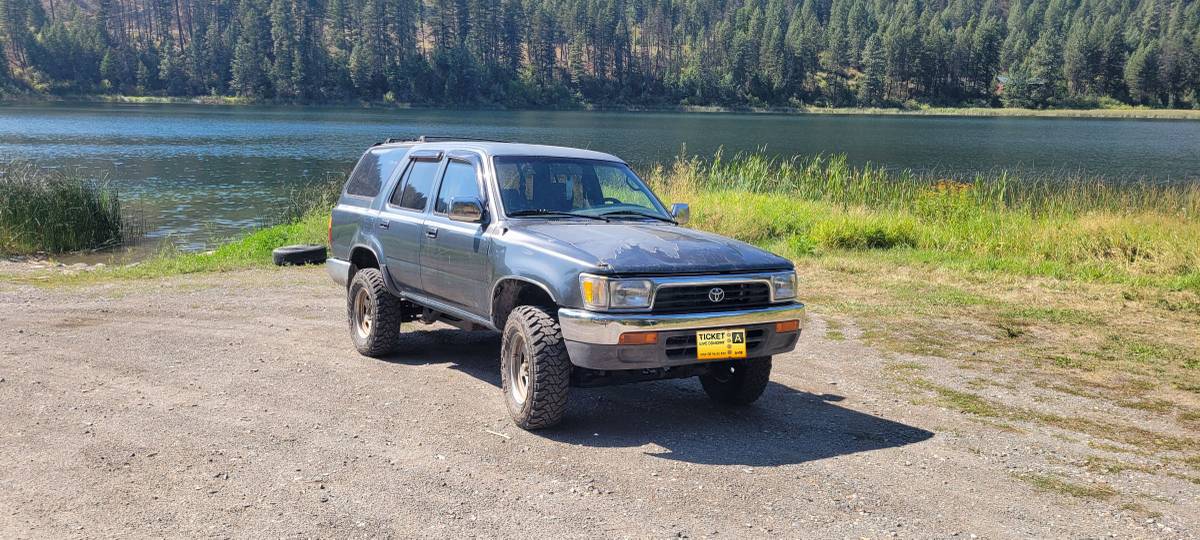 Toyota-4runner-sr5-4x4-1992-grey